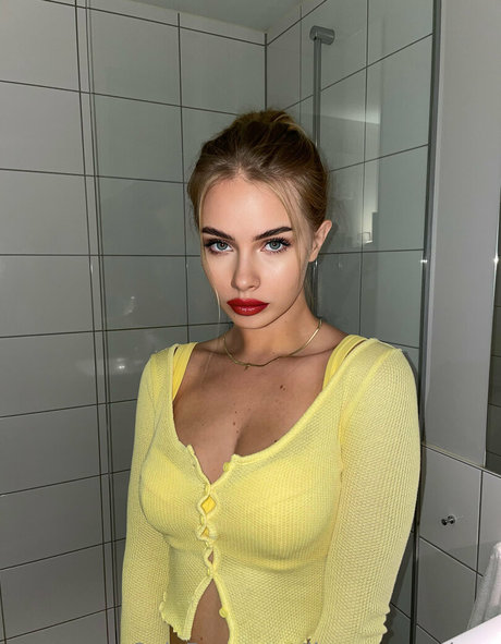 Ilona Arsentieva star adult pics