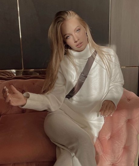 Ilona Arsentieva pornographic model photos