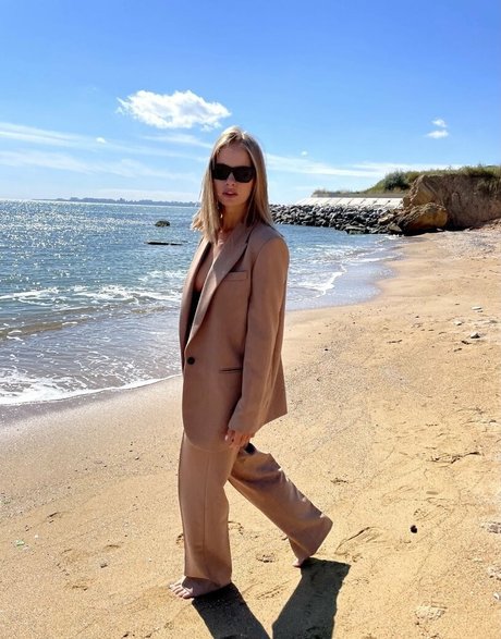 sexy teen onlyfans beautiful pics