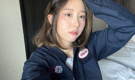 huge fake tits onlyfans sexy nudes images