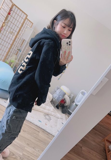 strawberry milk onlyfans sexy nude img