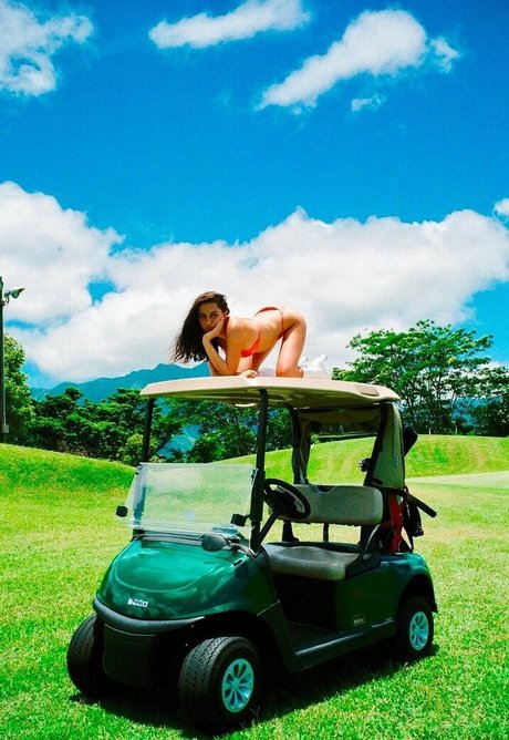 Anuhea Nihipali nice model image