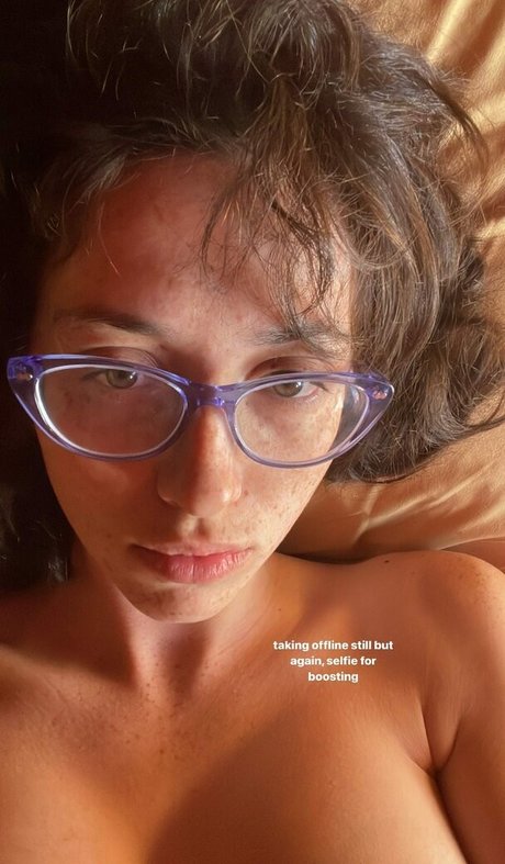 Anuhea Nihipali high quality model pics