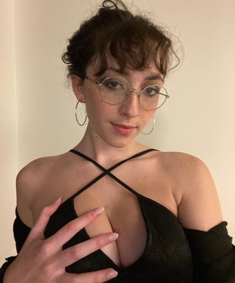 Anuhea Nihipali high quality model gallery