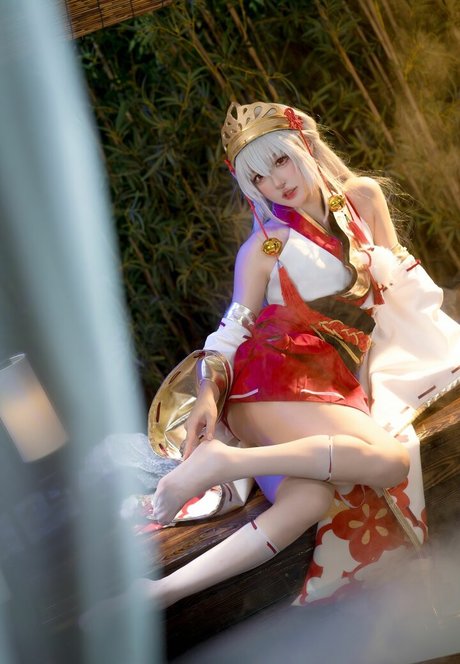 Abaoyeshitunia star nude photos