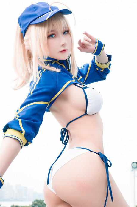 Abaoyeshitunia sexy actress archive