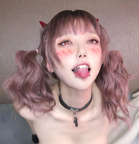 Abaoyeshitunia beautiful model picture