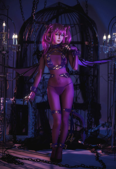 Abaoyeshitunia sexy model images