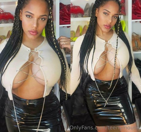 TeenyMouse hot actress img