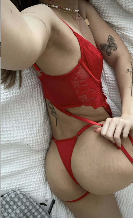 Leoniemontybtw pornstar best pictures