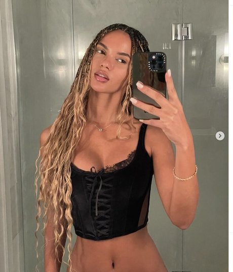 Juliana Nalu hot model galleries