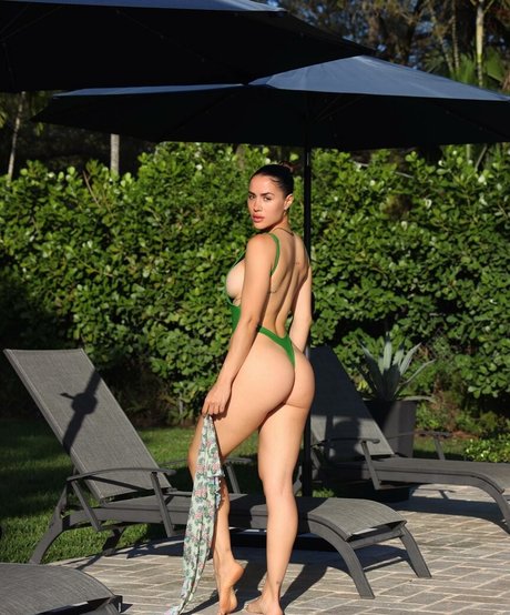 Alexia Inguanzo top star archive