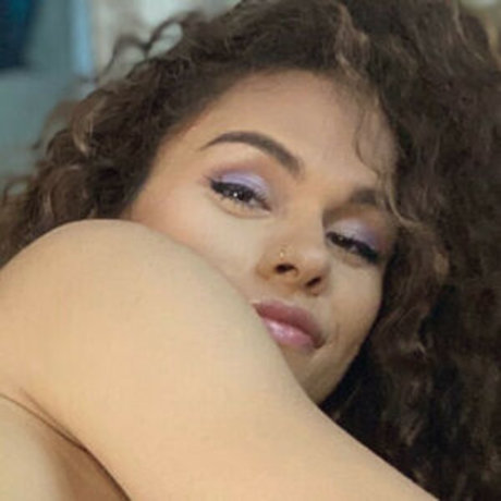 Alisia Rae model sexy photo