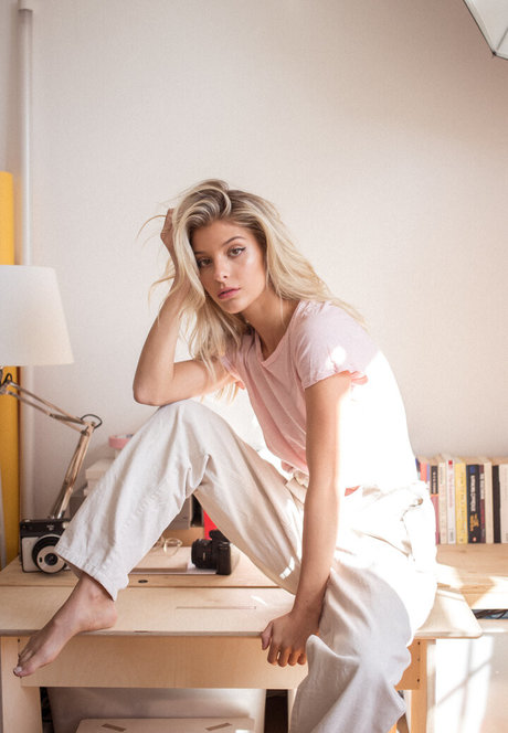 ebony smoking onlyfans perfect archive