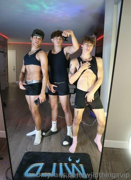 wildthingsvip sex star photos