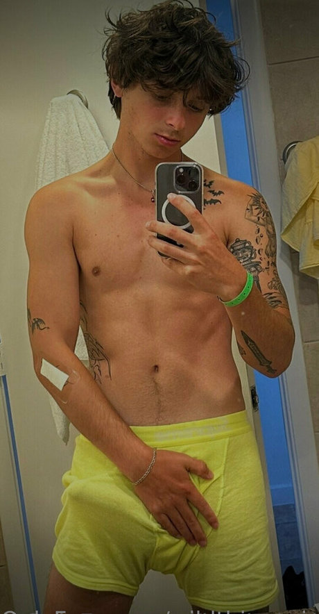 wildthingsvip model xxx pics