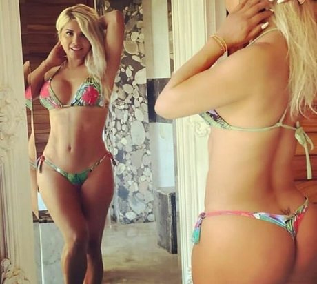 Aleida Nunez pornstar sexy photo