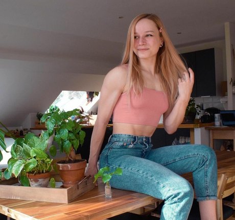 thick latina milf onlyfans free nude pic