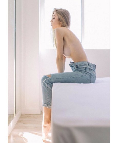 skinny asian teen onlyfans sexy image