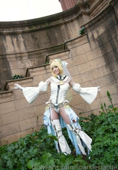 sparklestache xxx model picture