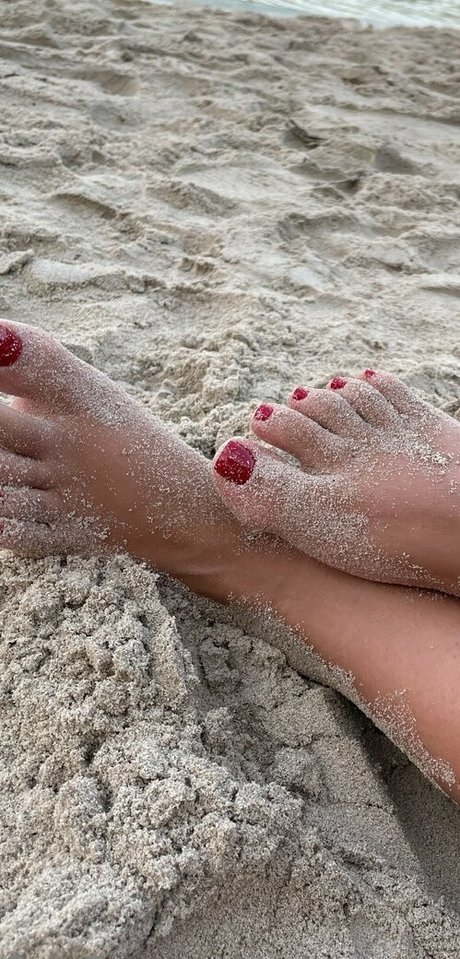 Ariana Van X free actress images