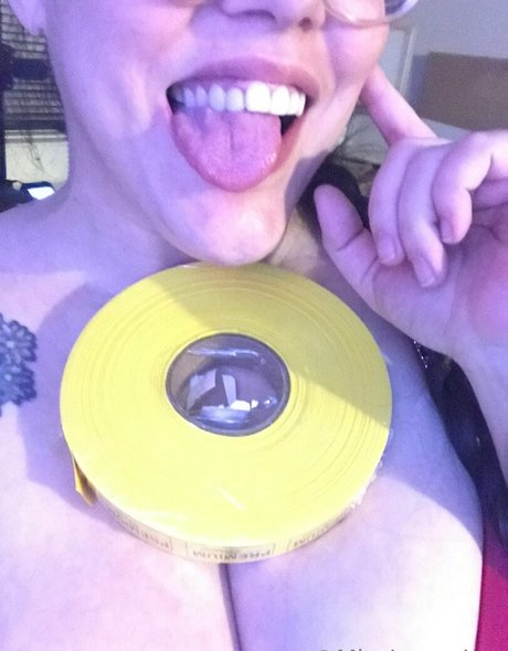 missleanalee actress galleries