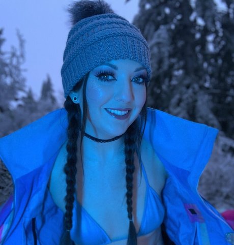 Sydabee art pornstar gallery