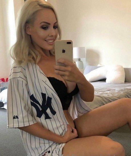 fat girls onlyfans nudes image