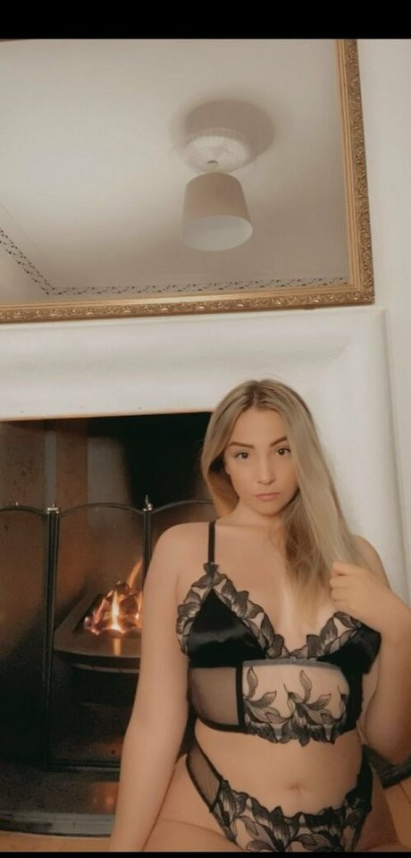 mexican milf onlyfans sexy pic