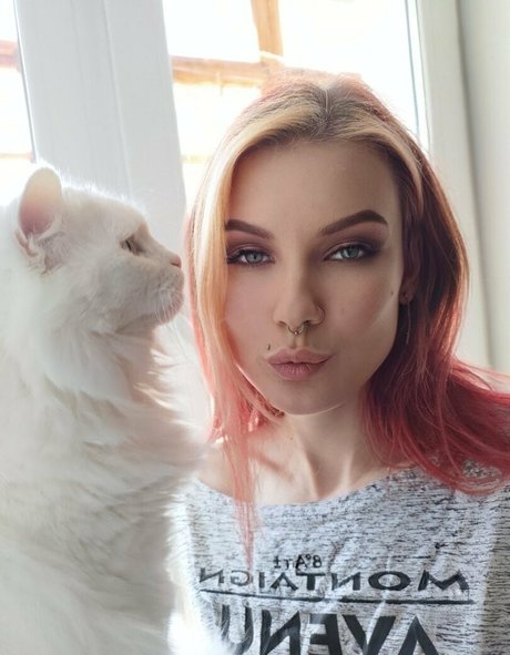 latex onlyfans exclusive archive