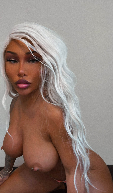 Cassie Mason model pornographic galleries