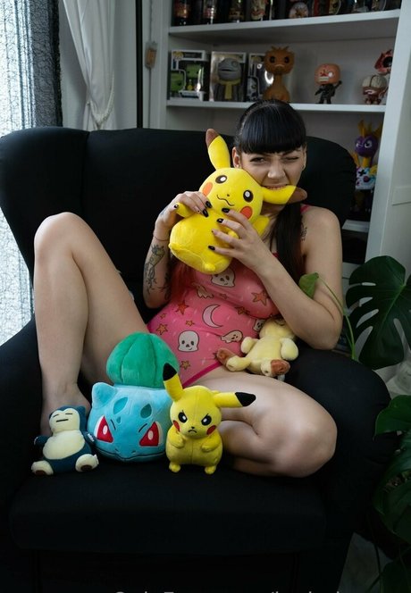 LeahObscure model xxx photo