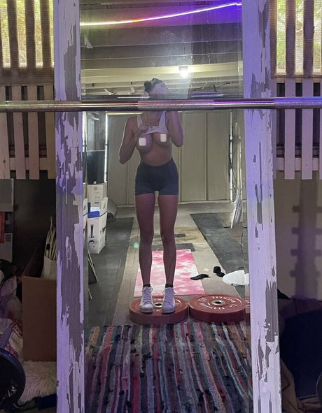 busty mom onlyfans art xxx gallery