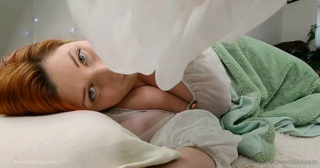 chloeblossom pornstar nude pictures