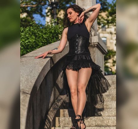 Anastasia Luna erotic actress pic