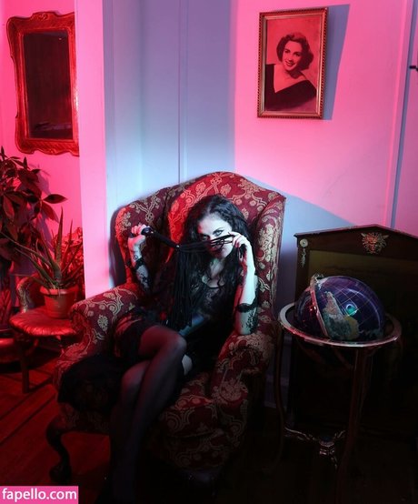 Anastasia Luna xxx pornstar pics