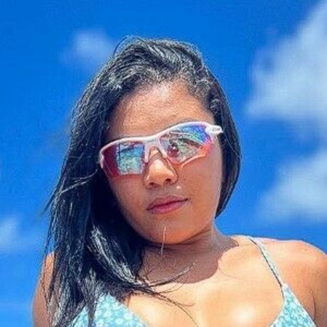 Gaby Lopez beautiful star img