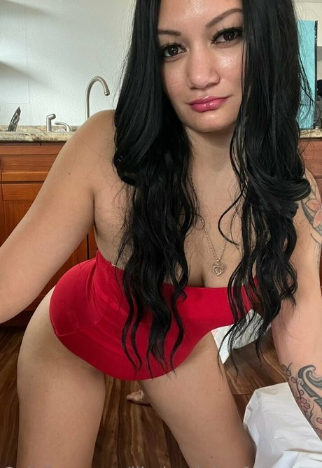 lilmissaloha freepage model art picture