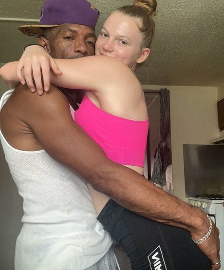 Unc Snowbunny star nudes pictures