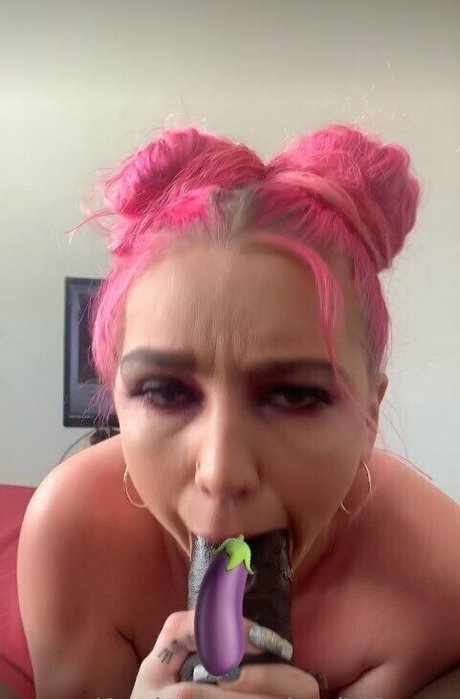 mirror selfie onlyfans pornographic photo