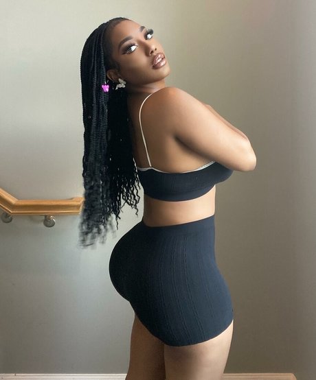 two onlyfans nude photos