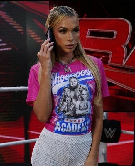 Maxxine Dupri pretty pornstar photo