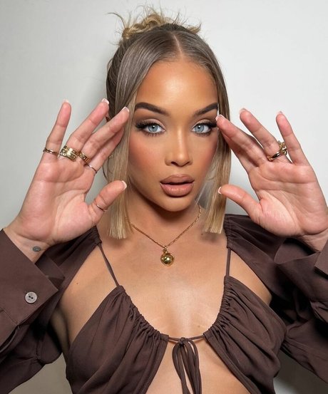 redhead xxx onlyfans erotic pics