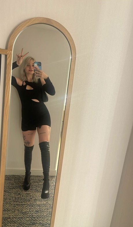 college girl onlyfans pornographic gallery