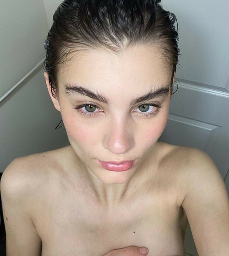 Bec Lauder free star gallery