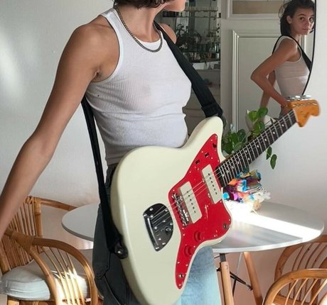 Bec Lauder sexy pornstar gallery