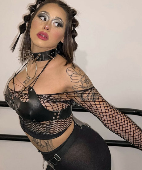 Thufy star xxx picture