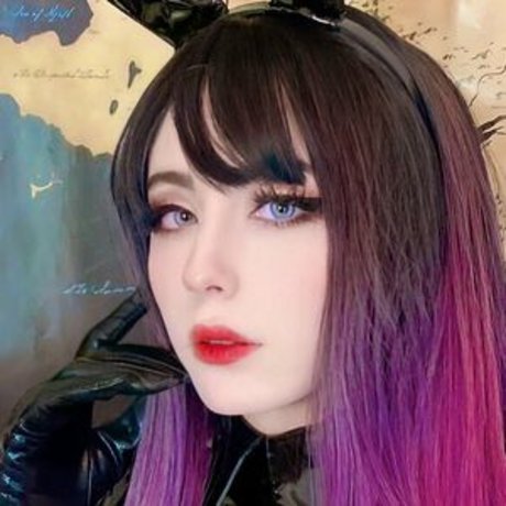 Shiro Blossoms beautiful actress archive