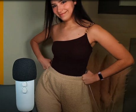 ASMR Glow erotic model img