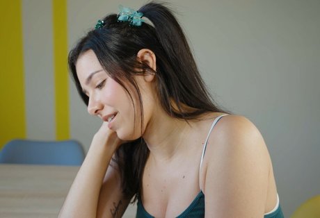 ASMR Glow star sex galleries